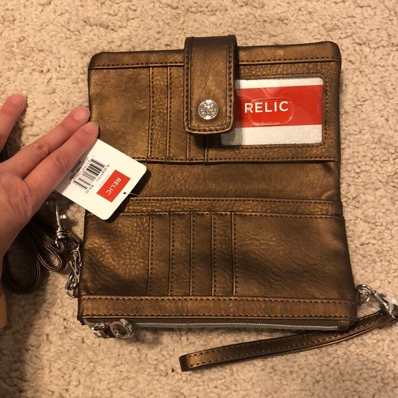 NWT - Picture 3 of 4